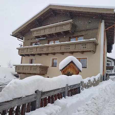 Haus Dilitz-theiner - Bachbluete Appartement Nauders