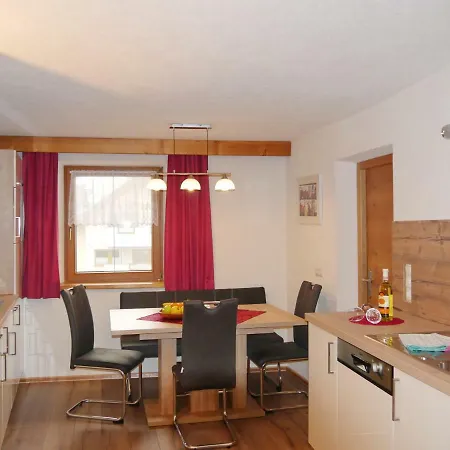 Haus Dilitz-theiner - Bachbluete *